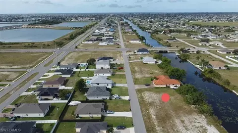 705 NW 8th Ter, Cape Coral, FL 33993