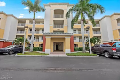 11041 Gulf Reflections Dr #C207, Fort Myers, FL 33908