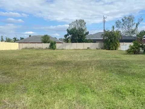 3129 Academy Blvd, Cape Coral, FL 33904