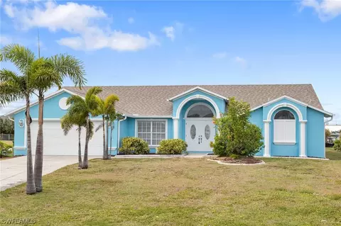 3016 SE 22nd Pl, Cape Coral, FL 33904