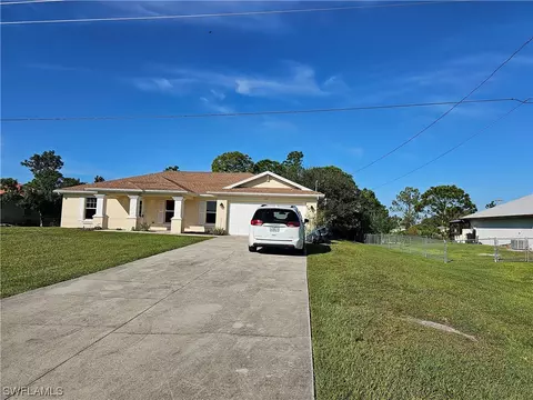 921 Sunniland Blvd, Lehigh Acres, FL 33971