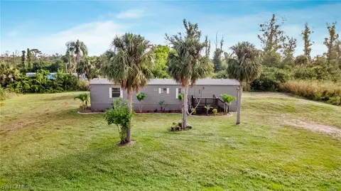 8385 Cook Dr, North Fort Myers, FL 33917