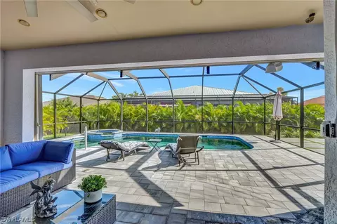 3829 SW 17th Ave, Cape Coral, FL 33914
