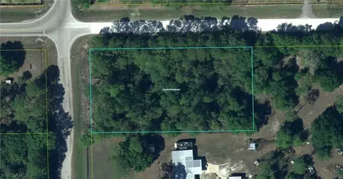885 N Palm St, Montura Ranches, FL 33440
