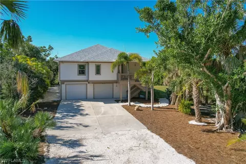 2130 Sunset Cir, Sanibel, FL 33957