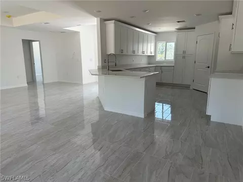 7942 17th Pl, Labelle, FL 33935 photo 6