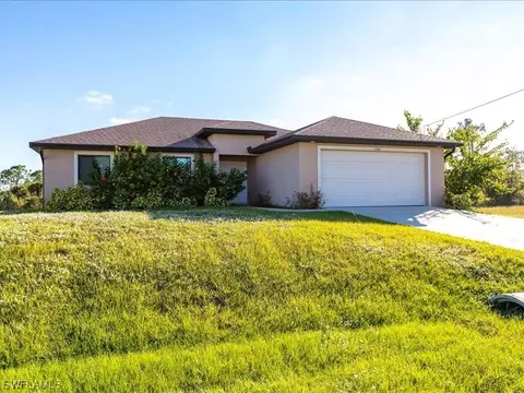 1500 NE 33rd St, Cape Coral, FL 33909