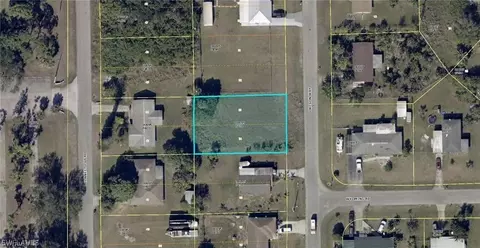209 Oregon Way, Lehigh Acres, FL 33936