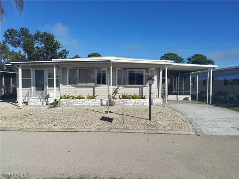 224 Trevino Ct N, North Fort Myers, FL 33903