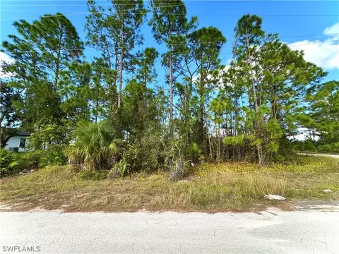 500 W 18th St, Lehigh Acres, FL 33972