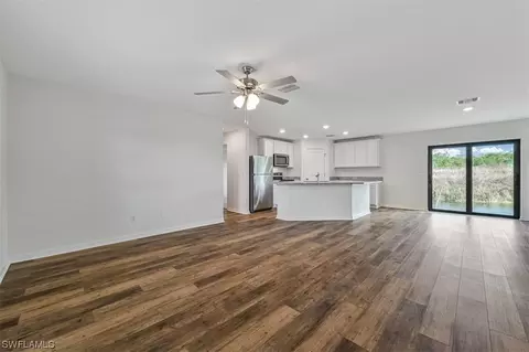 820 Gen Chesty Puller Ct, Labelle, FL 33935 photo 5