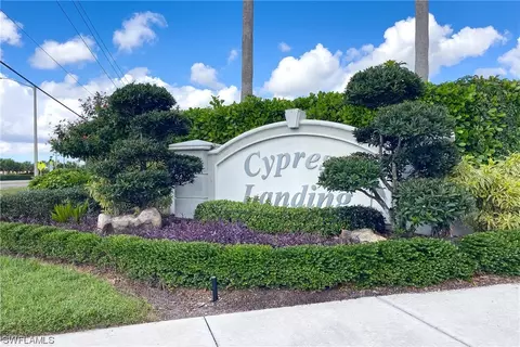 8311 Pacific Beach Dr E, Fort Myers, FL 33966