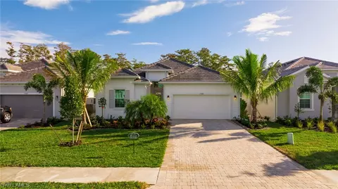 13681 Blue Bay Cir, Fort Myers, FL 33913