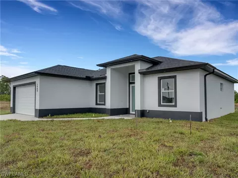 1908 Christopher Ave N, Lehigh Acres, FL 33971