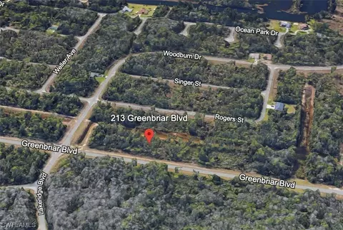 213-215 Greenbriar Blvd, Lehigh Acres, FL 33972