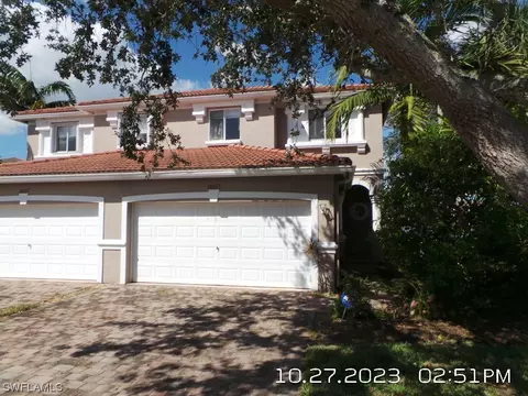 10023 Chiana Cir, Fort Myers, FL 33905