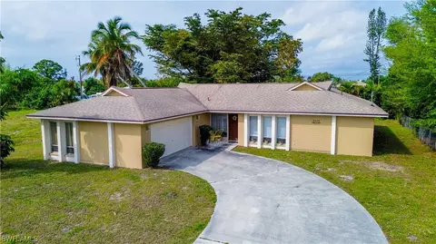 3526 Country Club Blvd, Cape Coral, FL 33904