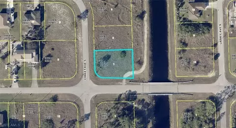 399 Chalet Ave S, Lehigh Acres, FL 33974