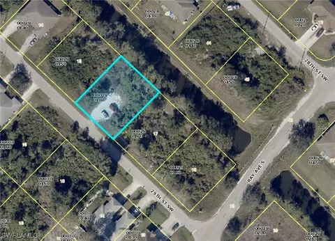 4860-4862 29th St SW, Lehigh Acres, FL 33973