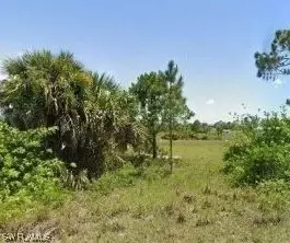 858 Lamar St E, Lehigh Acres, FL 33974