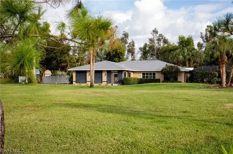 15691 Briarcliff Ln, Fort Myers, FL 33912