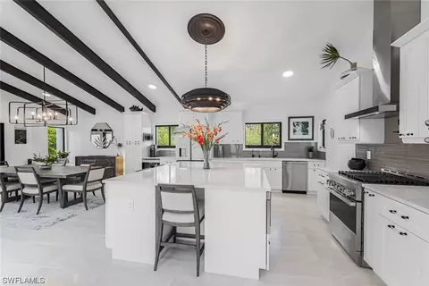 15600 Light Blue Cir, Fort Myers, FL 33908