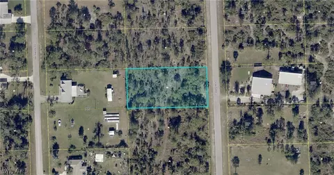 915 Eighth Ave, Lehigh Acres, FL 33972