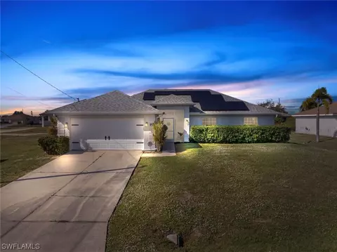 1214 NE 7th Pl, Cape Coral, FL 33909