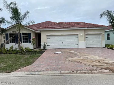 3031 Apple Blossom Dr, Alva, FL 33920