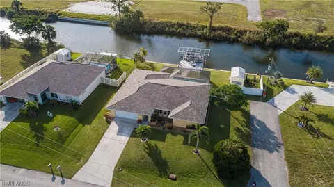 2038 NE 27th Ter, Cape Coral, FL 33909