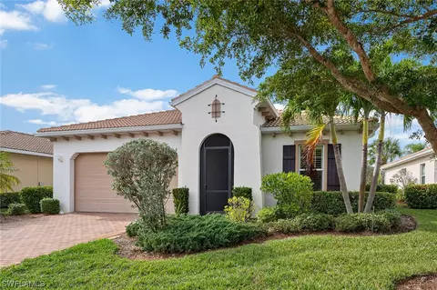 10623 Carena Cir, Fort Myers, FL 33913