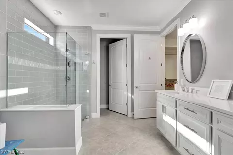 Bath - 14370 Pine Hollow Dr, Estero, FL 33928 photo 4 of 5