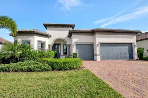 Exterior - 14370 Pine Hollow Dr, Estero, FL 33928 photo 2 of 8