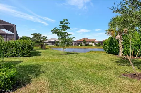 Exterior - 14370 Pine Hollow Dr, Estero, FL 33928 photo 4 of 8
