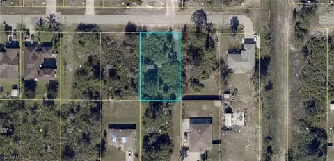 3305 9th St W, Lehigh Acres, FL 33971