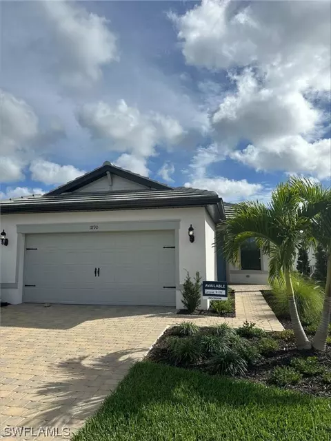 1890 Mesa Ln, Naples, FL 34120