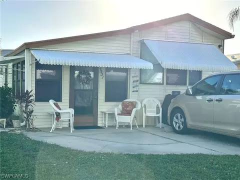 4531 Lincoln Ln E, Estero, FL 33928