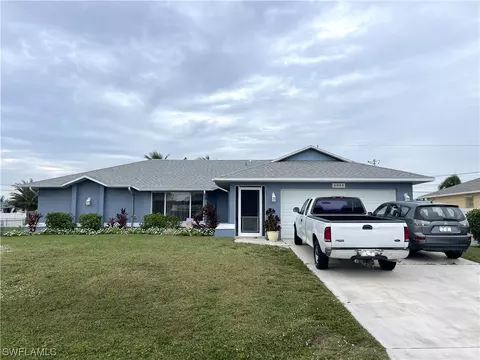 1014 SW 11th Ave, Cape Coral, FL 33991