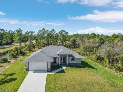 1201 Scott Ave, Lehigh Acres, FL 33972