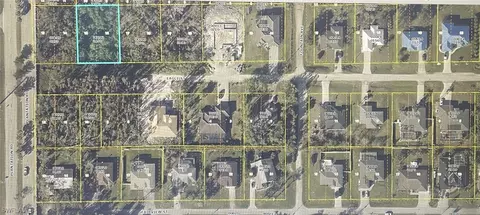 6517 Eagle St, Fort Myers, FL 33966