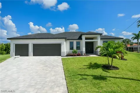 2531 Gleason Pkwy, Cape Coral, FL 33914