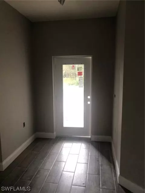 Entry Way - 8035 Sandy Cir, Labelle, FL 33935 photo 2 of 2