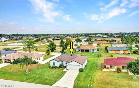 703 SW 21st Ter, Cape Coral, FL 33991