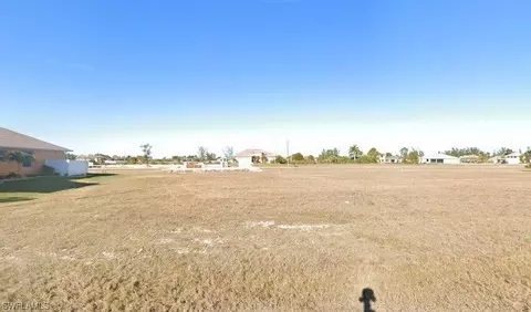 2002 NW 33rd Ave, Cape Coral, FL 33993