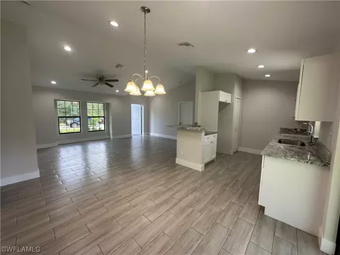 2115 Robert Ave, Alva, FL 33920 photo 3