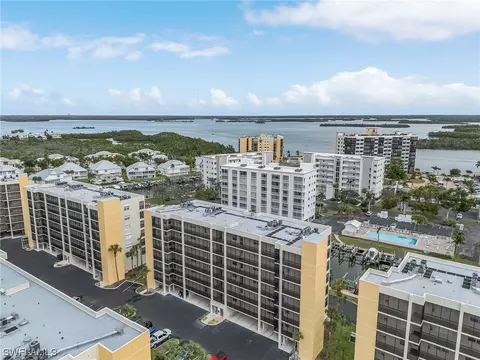 4421 Bay Beach Ln #643, Fort Myers Beach, FL 33931