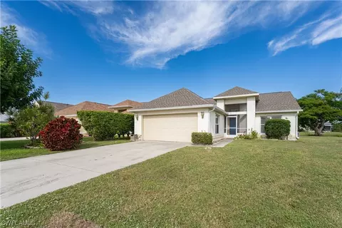 15088 Cloverdale Dr, Fort Myers, FL 33919