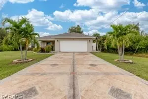740 Goldrock Rd, Lehigh Acres, FL 33974