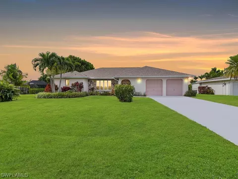 2840 SE 18th Ct, Cape Coral, FL 33904
