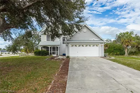 3736 Teakwood St, Fort Myers, FL 33905